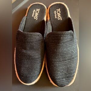 Toms Black Textured Women's Loafers